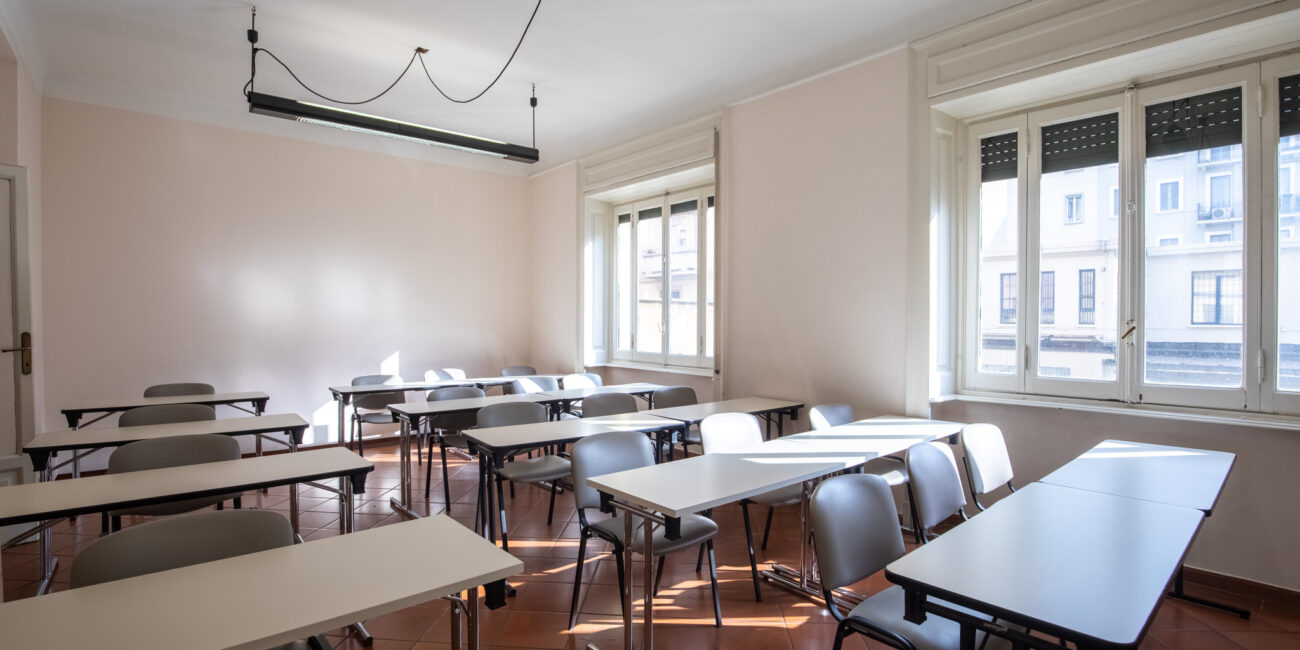 spazio macchi aula per corsi numero 9
